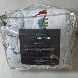 Hillcrest Soft microloft Twin Sheet Set, 100% Polyester 🦕 dinosaur pattern